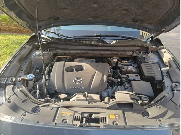 Car image 27