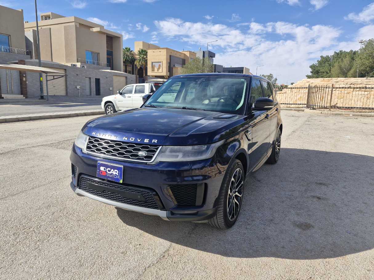 Range Rover Sport for sale: SAR 115,500 - 162,448 KM, 2019 | CarSwitch
