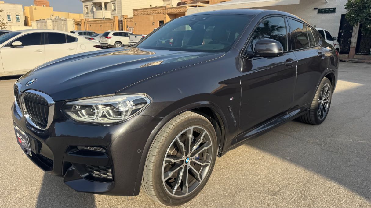 2021 BMW X4 XDrive30i Twin Power Turbo (M Kit)