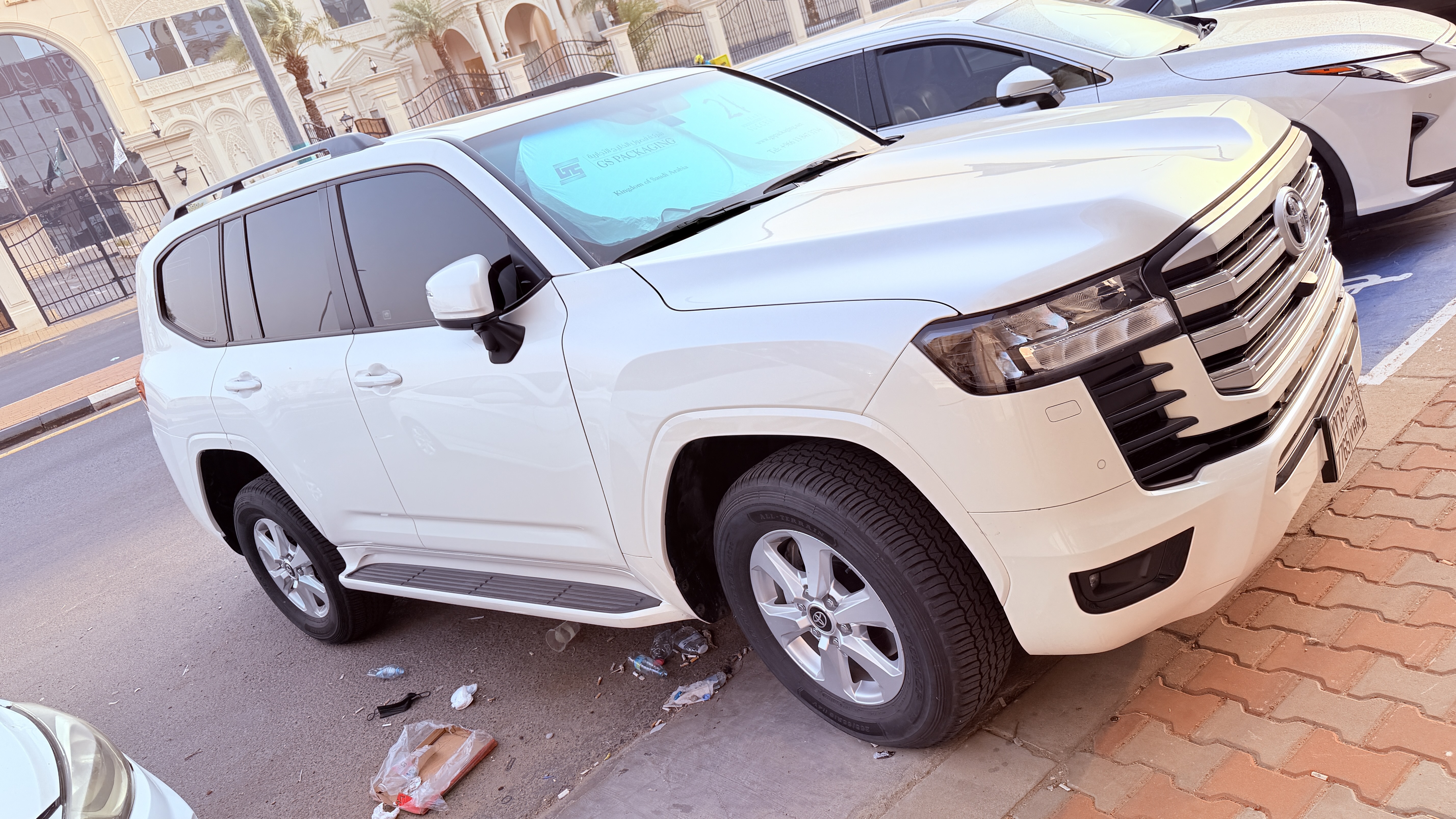 2025 Toyota Land Cruiser GXR2