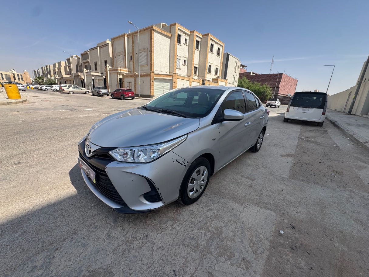 2021 Toyota Yaris Y