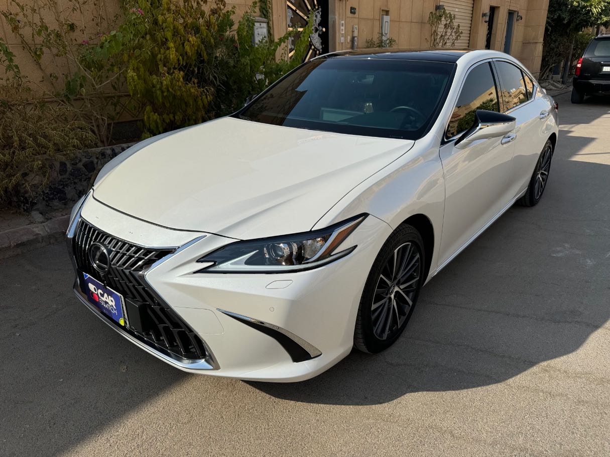 2024 Lexus ES350