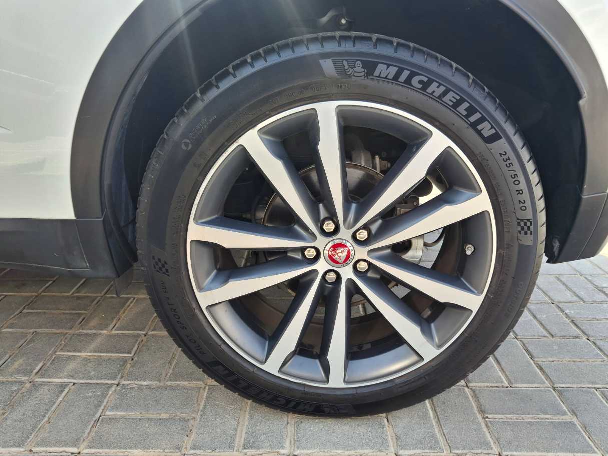 Jaguar E-Pace P200 2020 2.0, миниатюра 9
