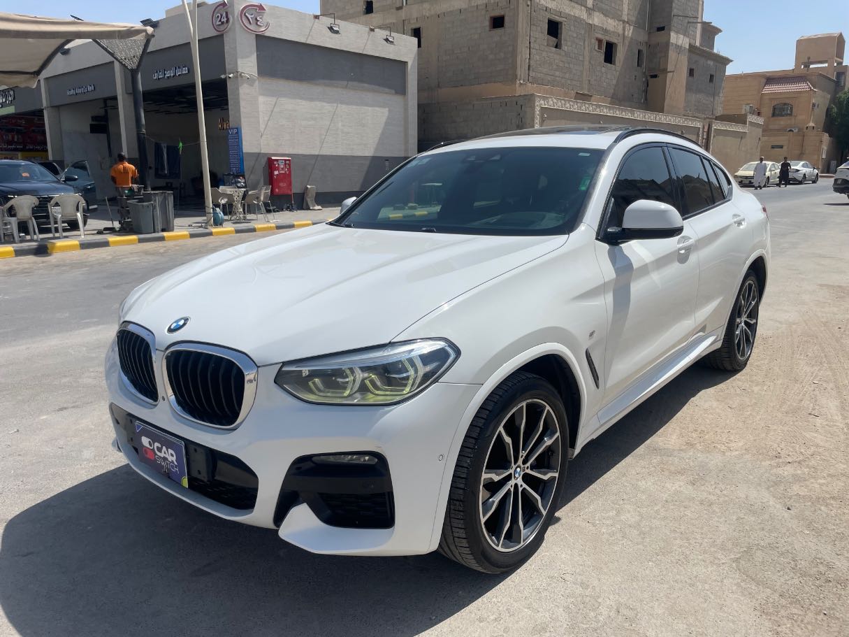 2021 BMW X4 xDrive 30i Twin Power Turbo (M Kit)