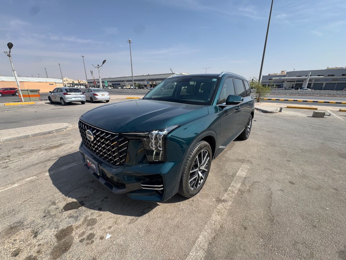2023 GAC GS8