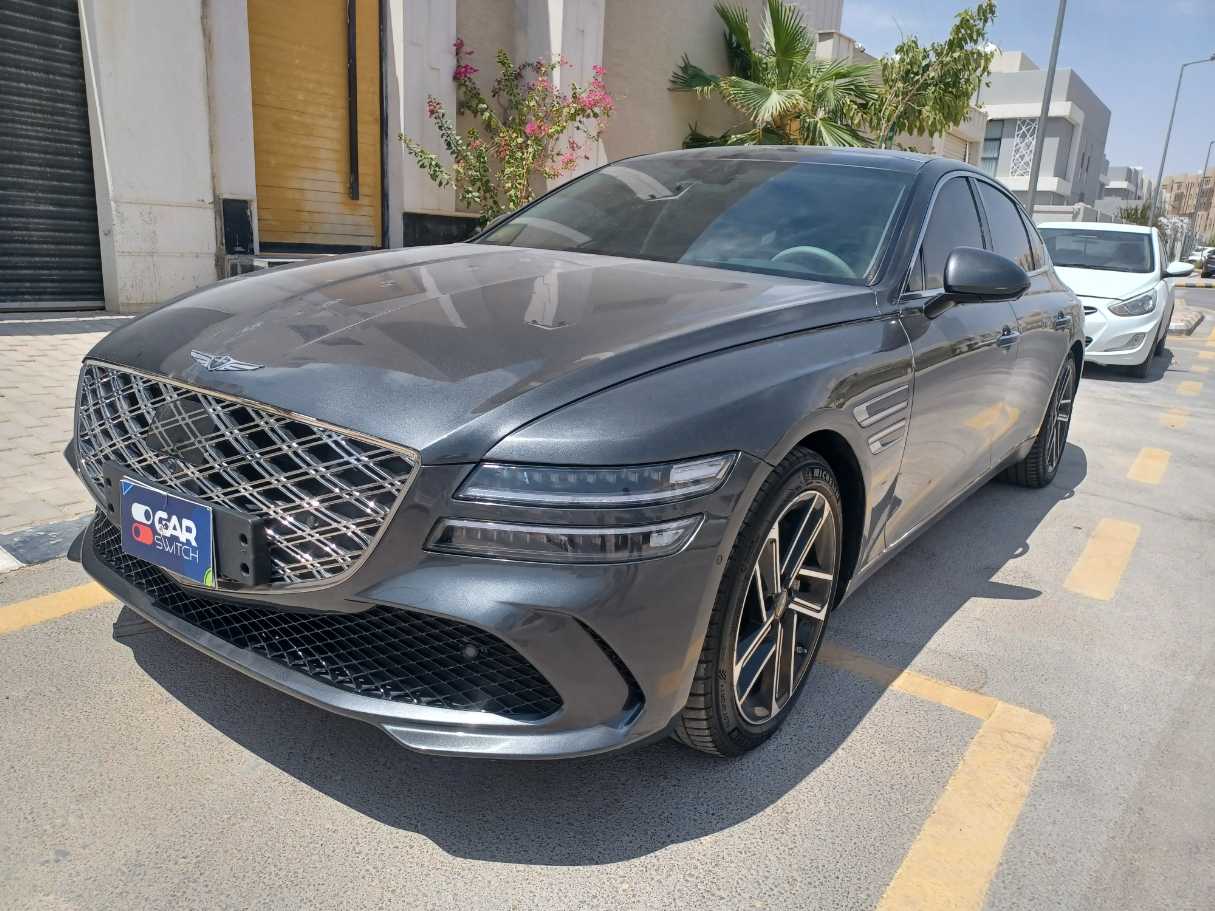 2026 Genesis G80 Platinum