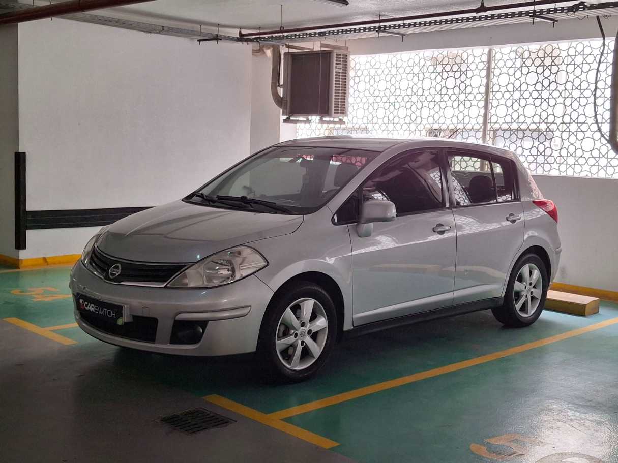 nissan tiida