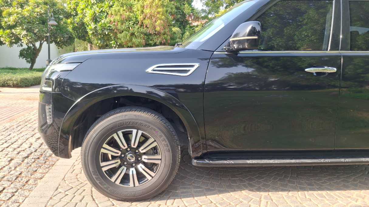 Nissan Patrol, миниатюра 9