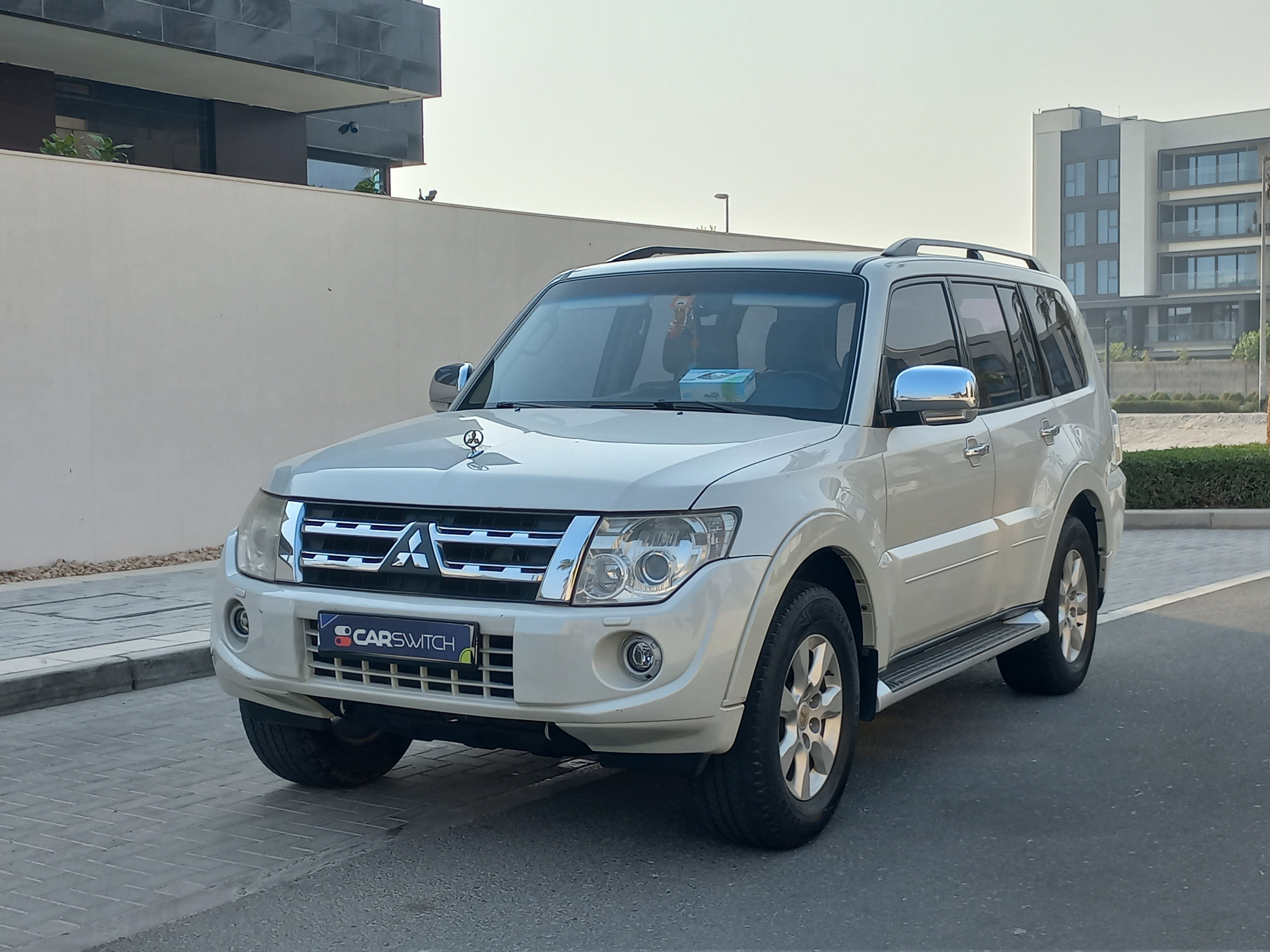 mitsubishi pajero