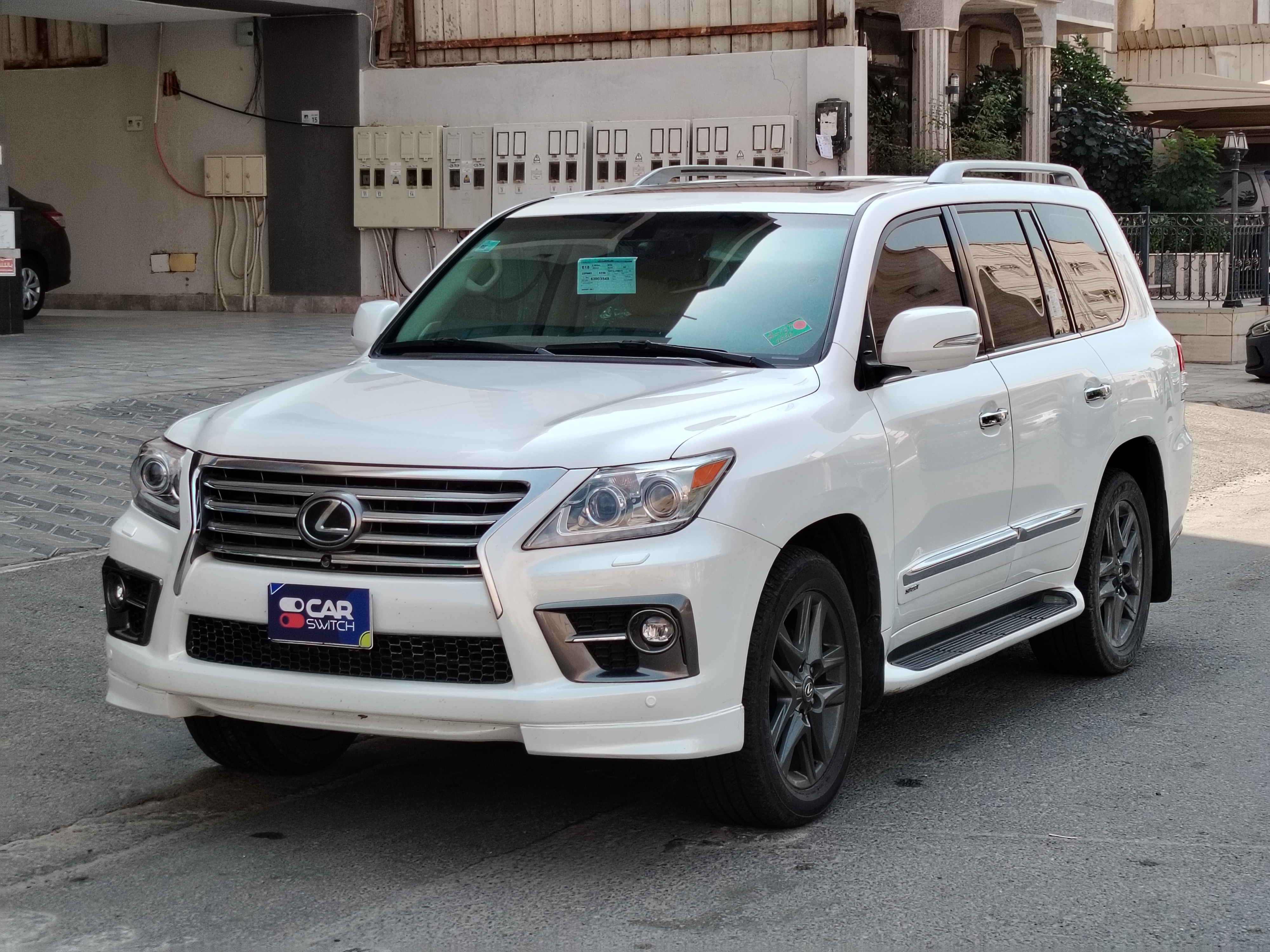 2015 Lexus LX570 SPORT