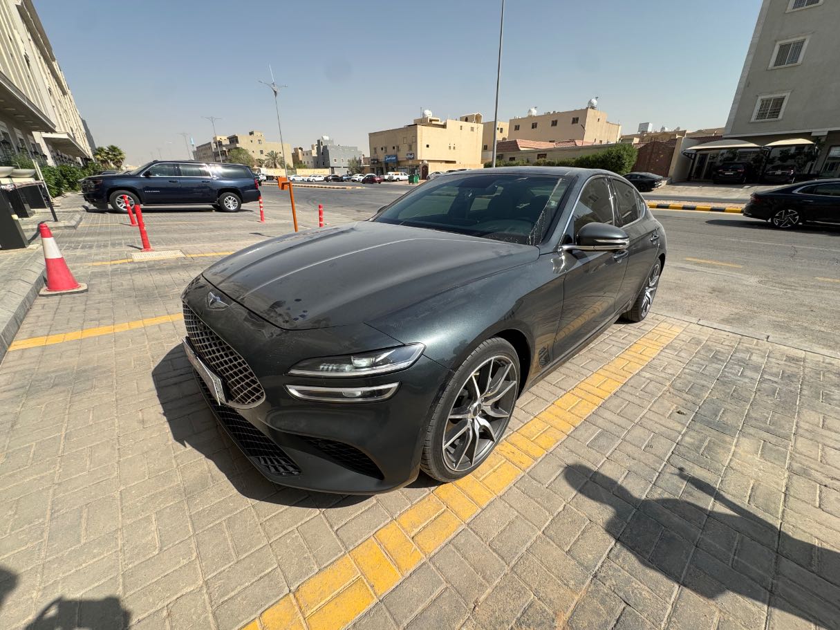 2023 Genesis G70