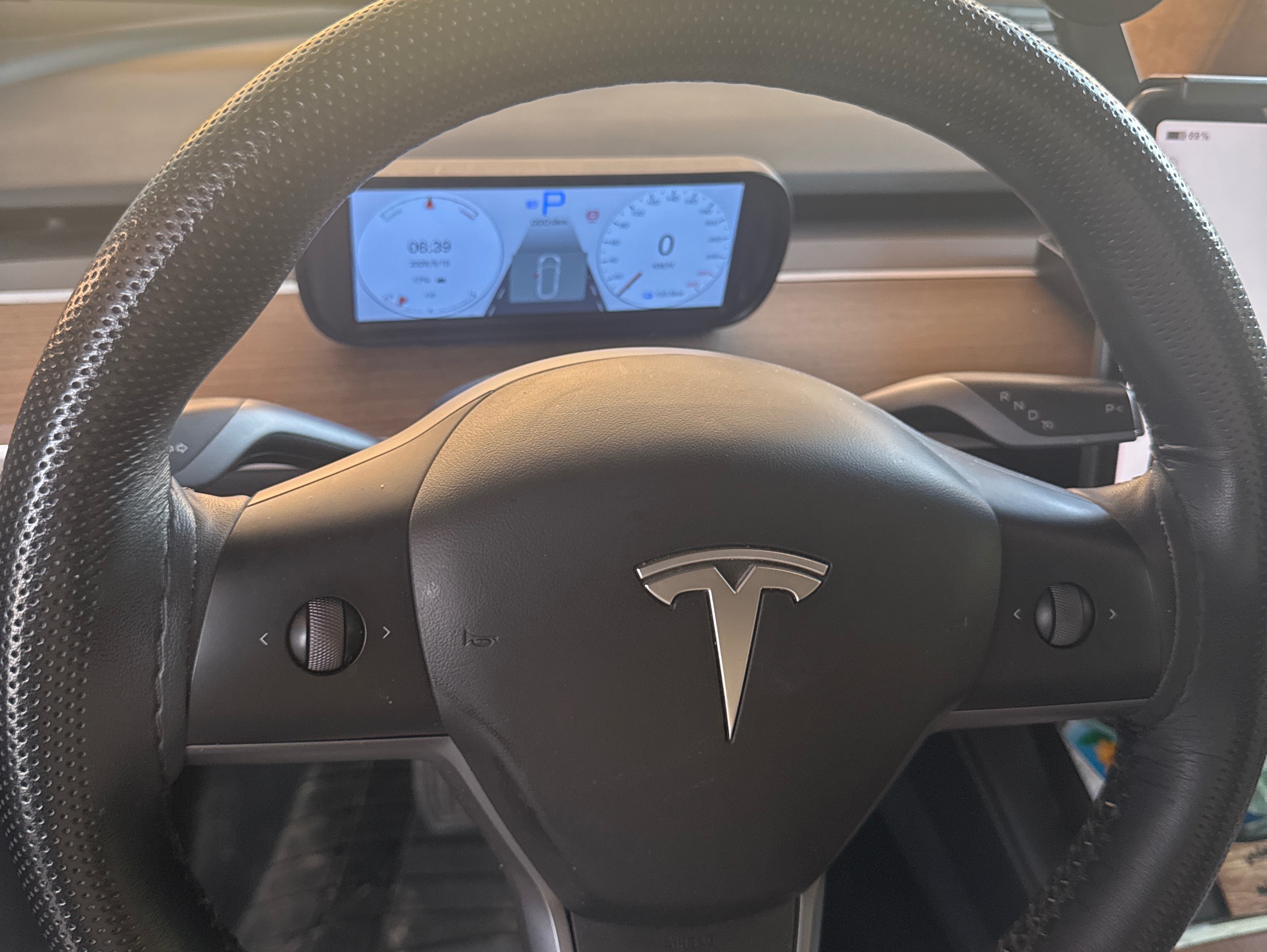 Tesla Model Y EV 2023 null, миниатюра 6