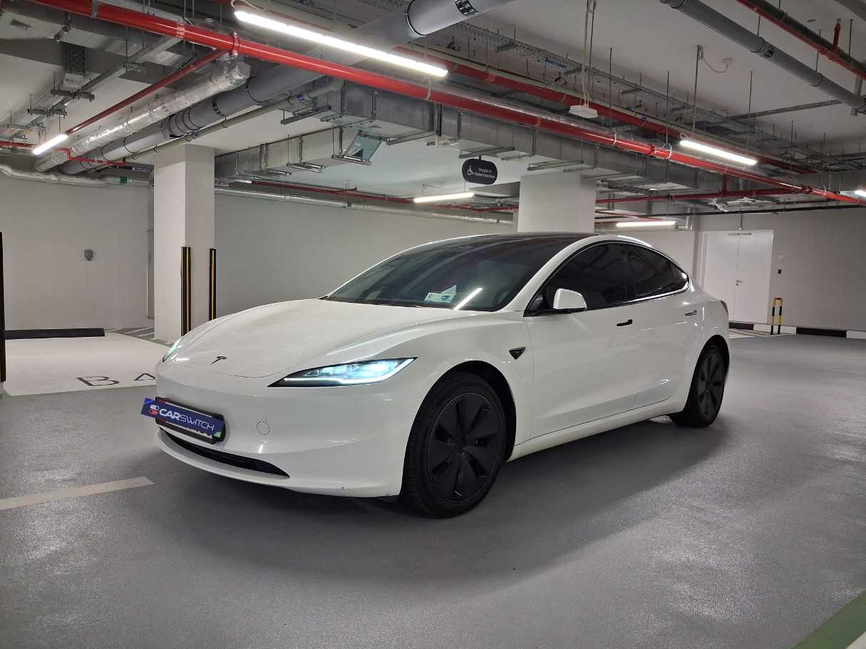 Tesla Model 3 RWD 2024 null