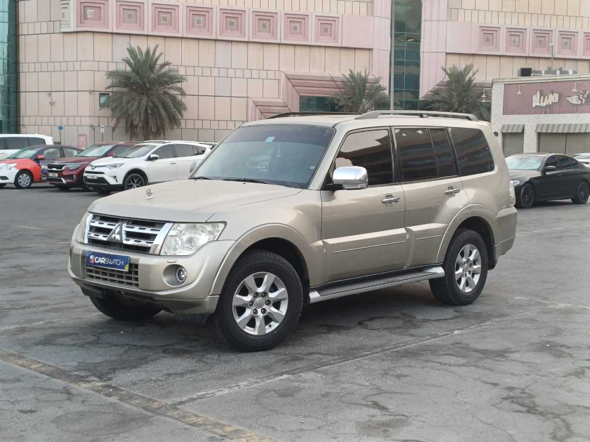 mitsubishi pajero