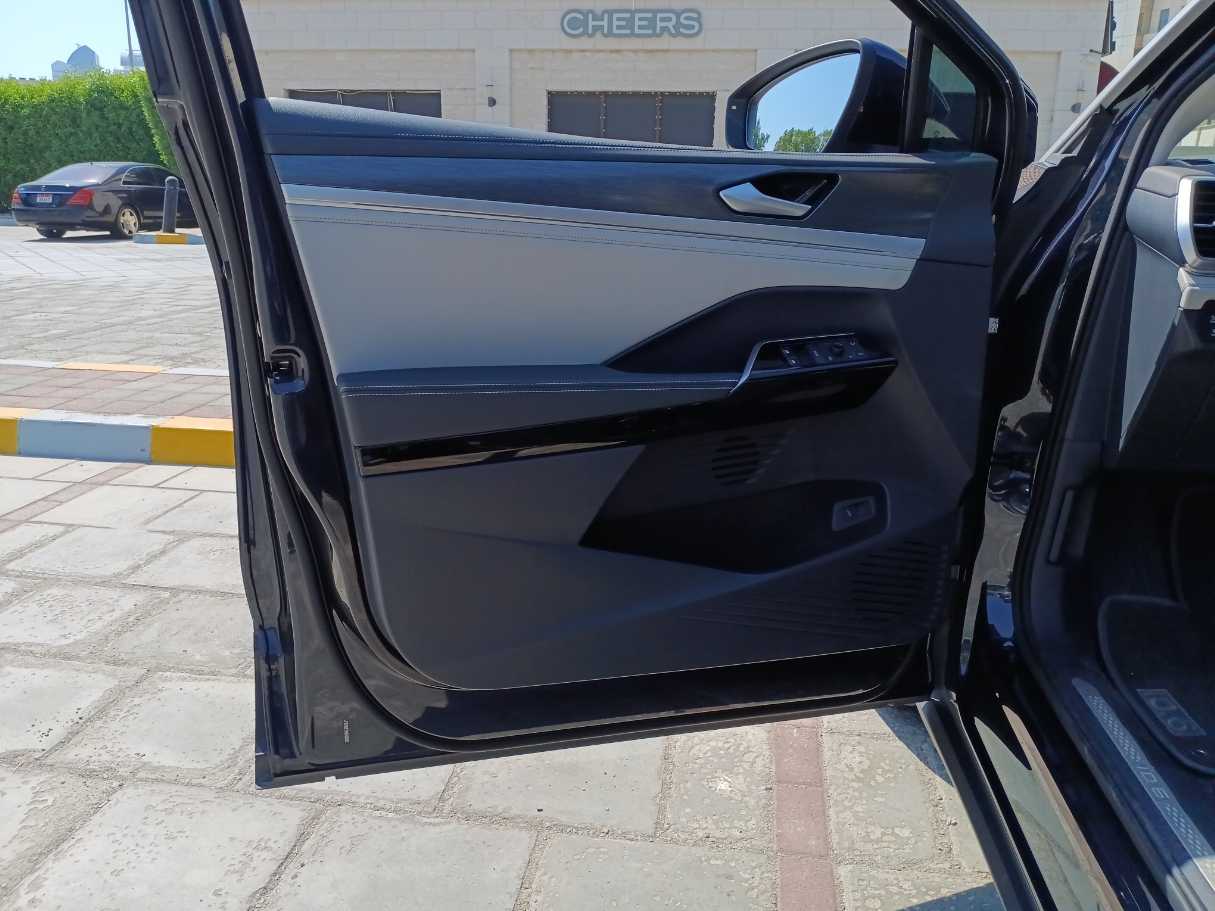 Volkswagen ID.6 Pure+ 2022 null, миниатюра 10
