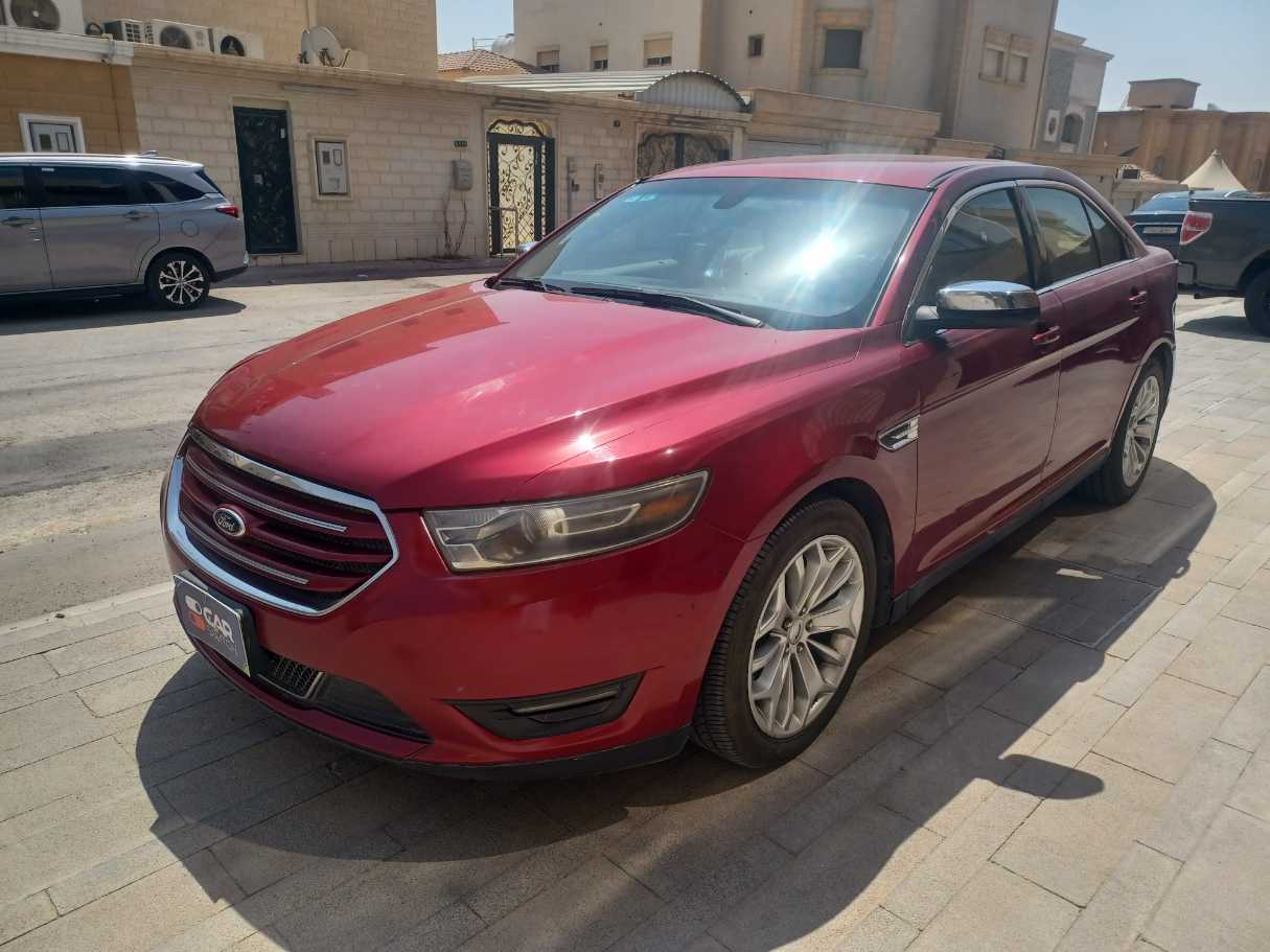 2014 Ford Taurus