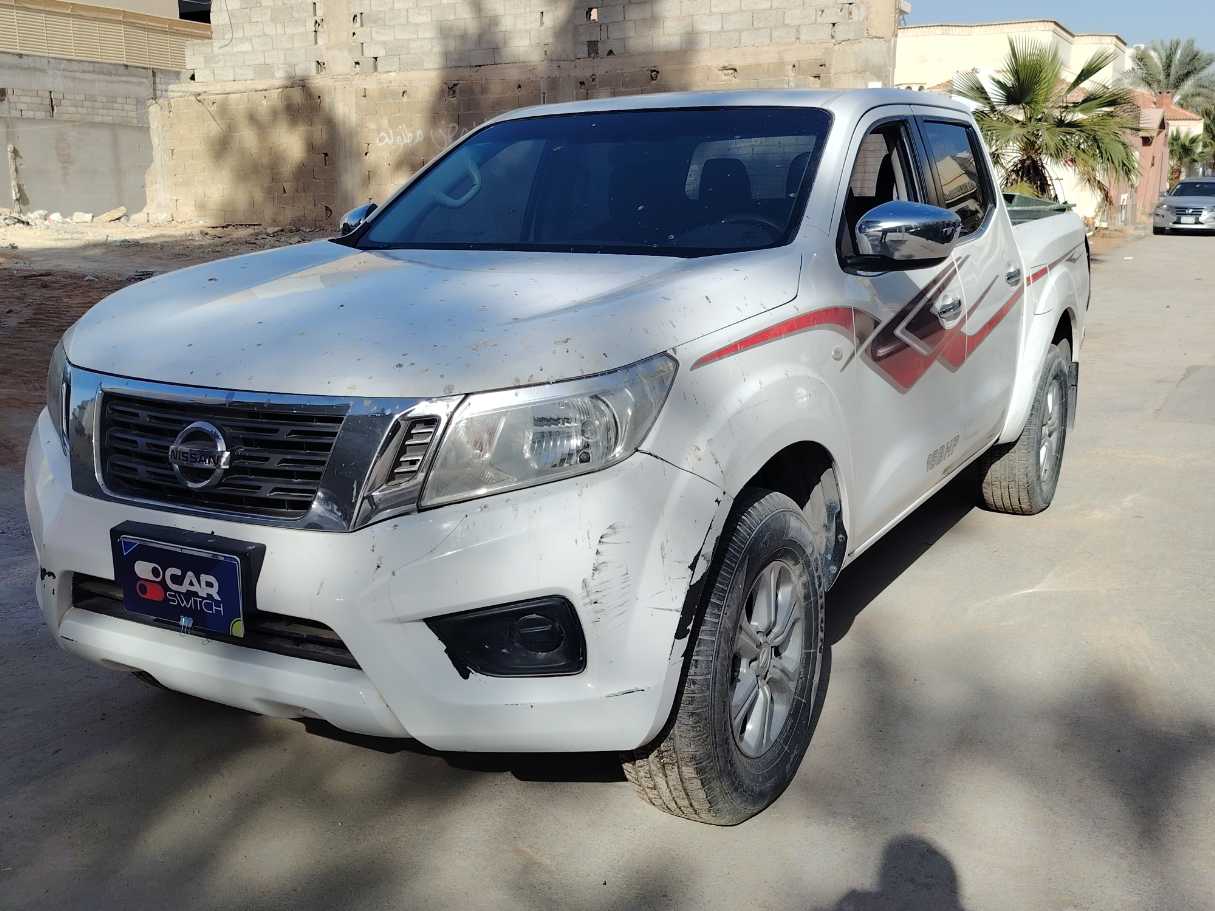 nissan navara