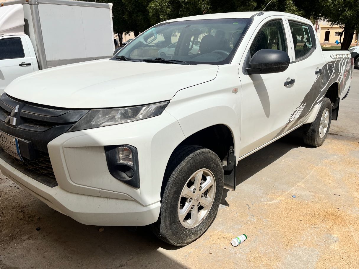 mitsubishi l200