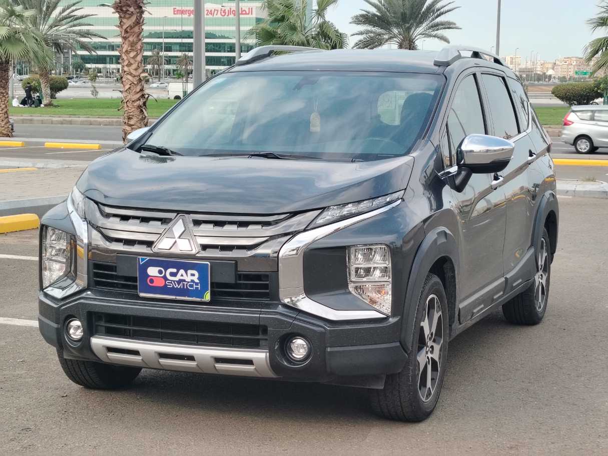 mitsubishi xpander-cross