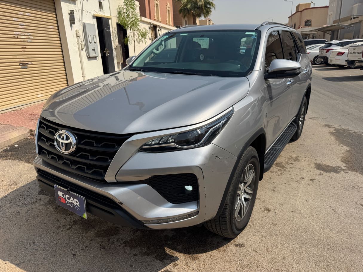 2023 Toyota Fortuner GX2