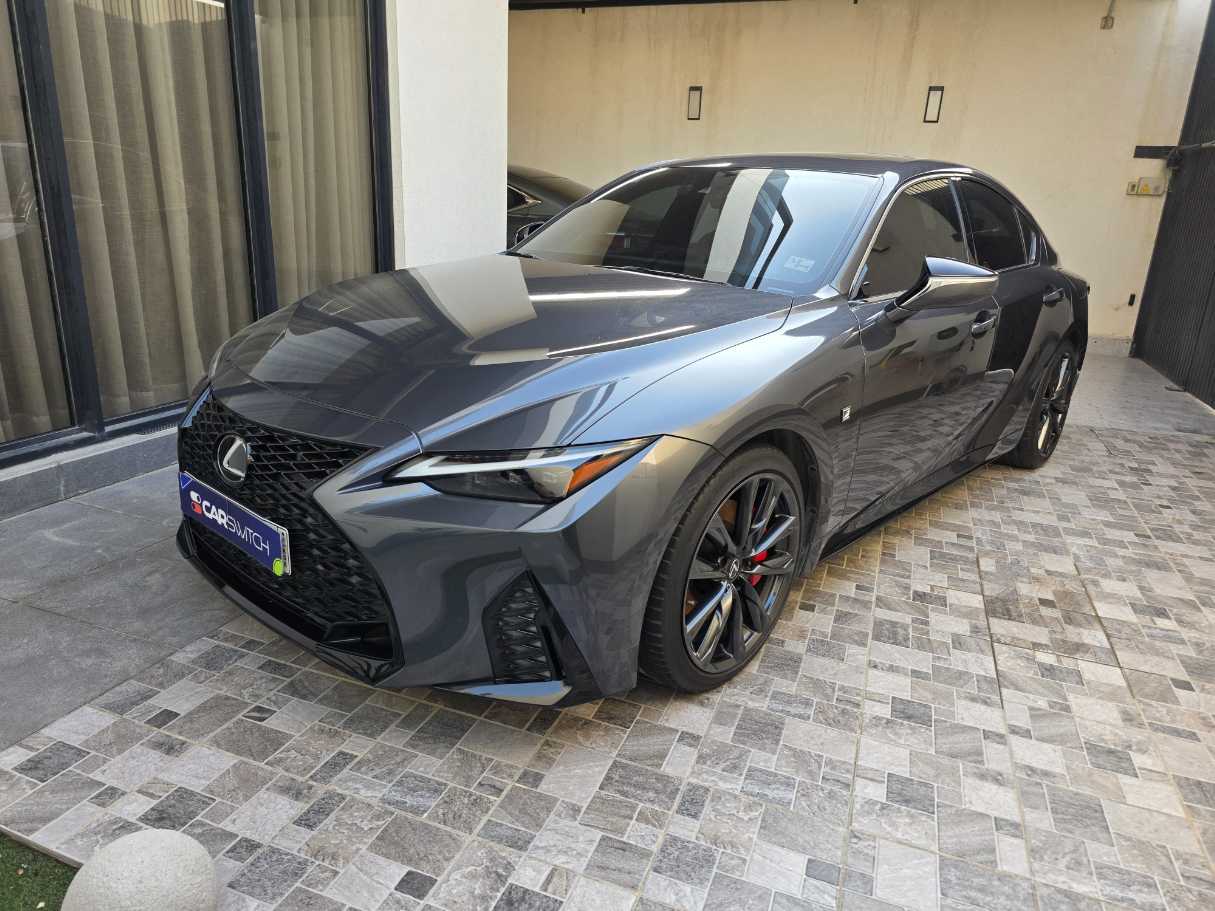 lexus is350