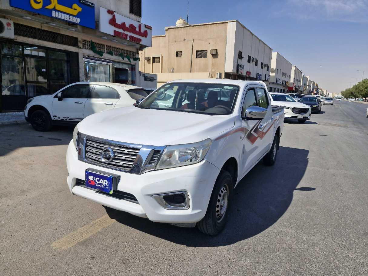 nissan navara