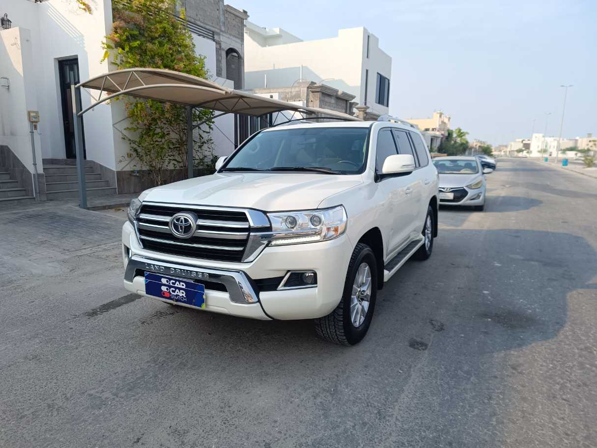2020 Toyota Land Cruiser GXR