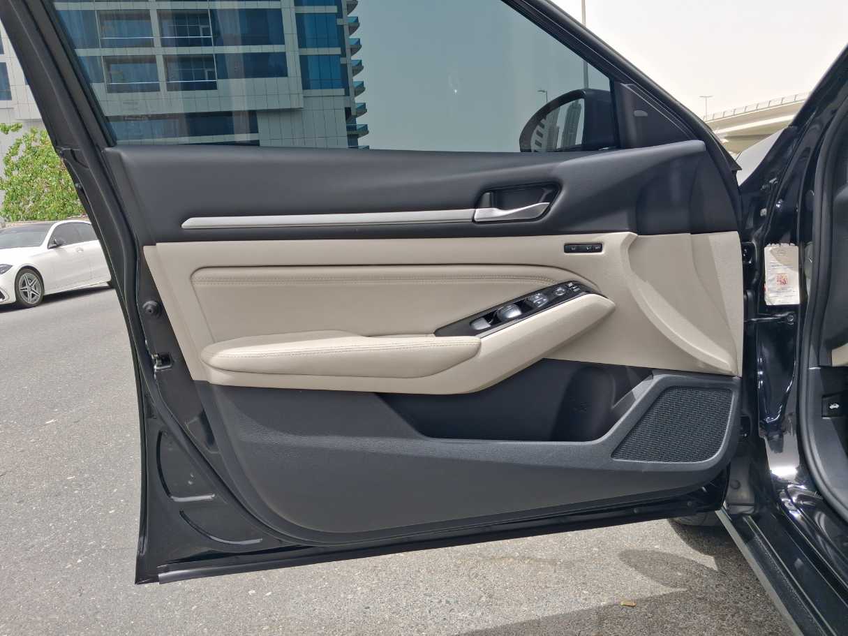 Nissan Altima SL 2023 2.5, миниатюра 10