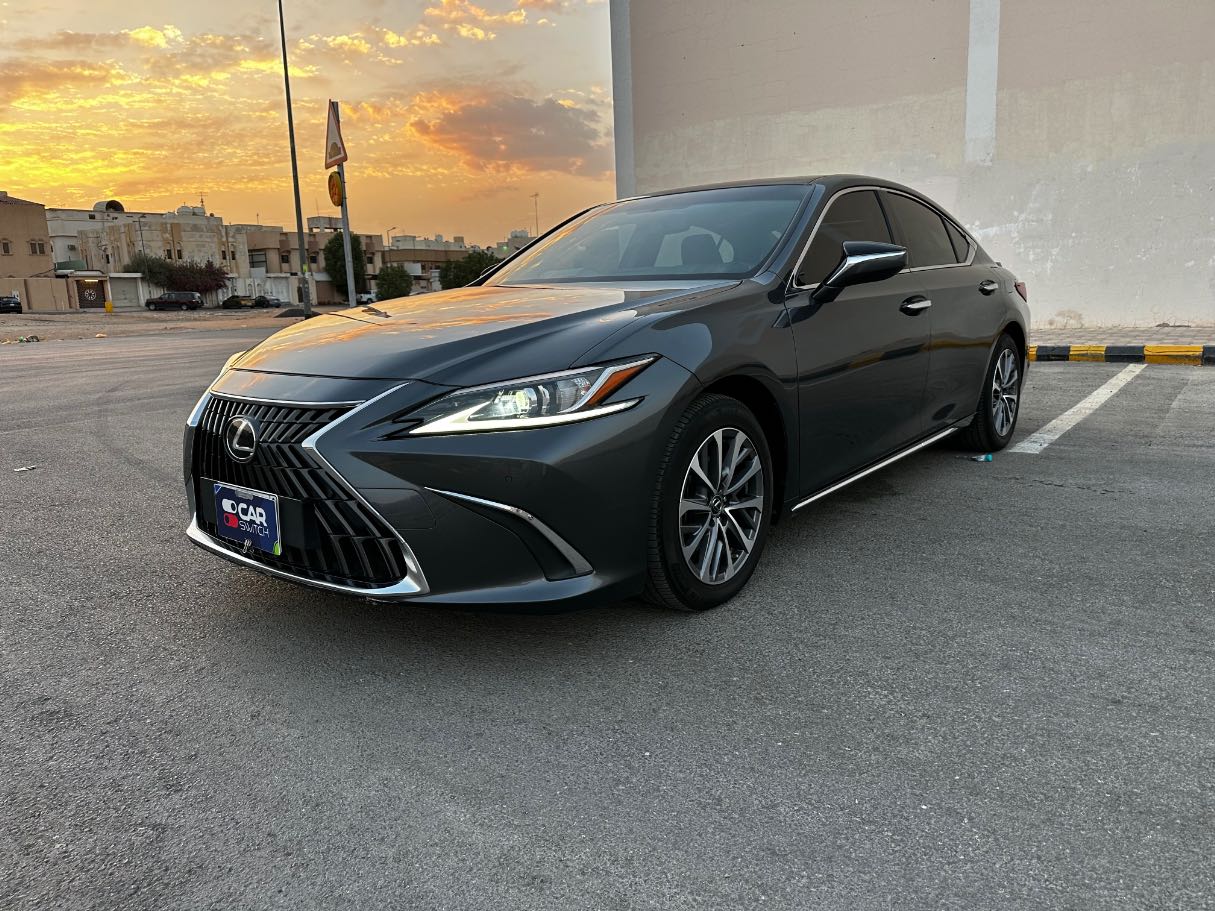 2023 Lexus ES350 Elegant