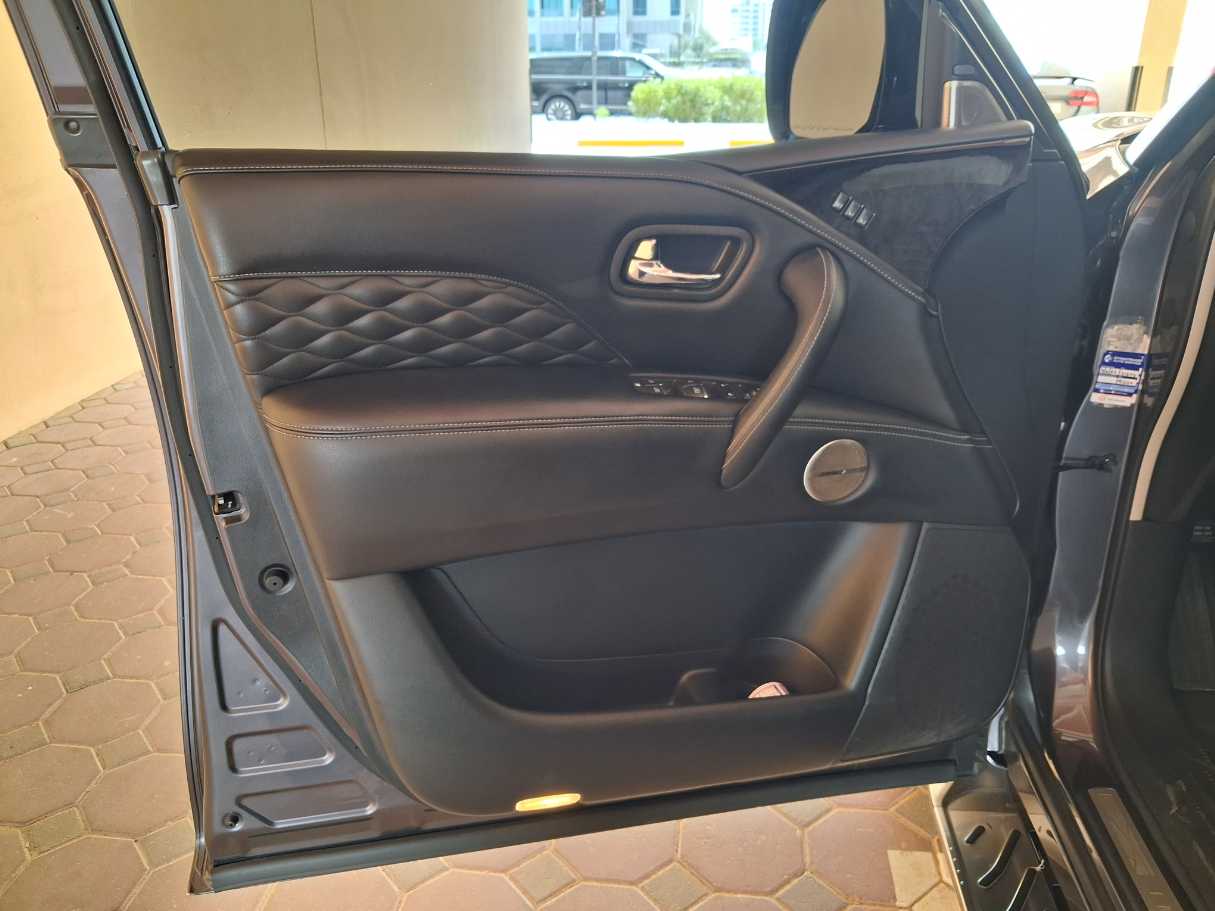 Infiniti QX80, миниатюра 9
