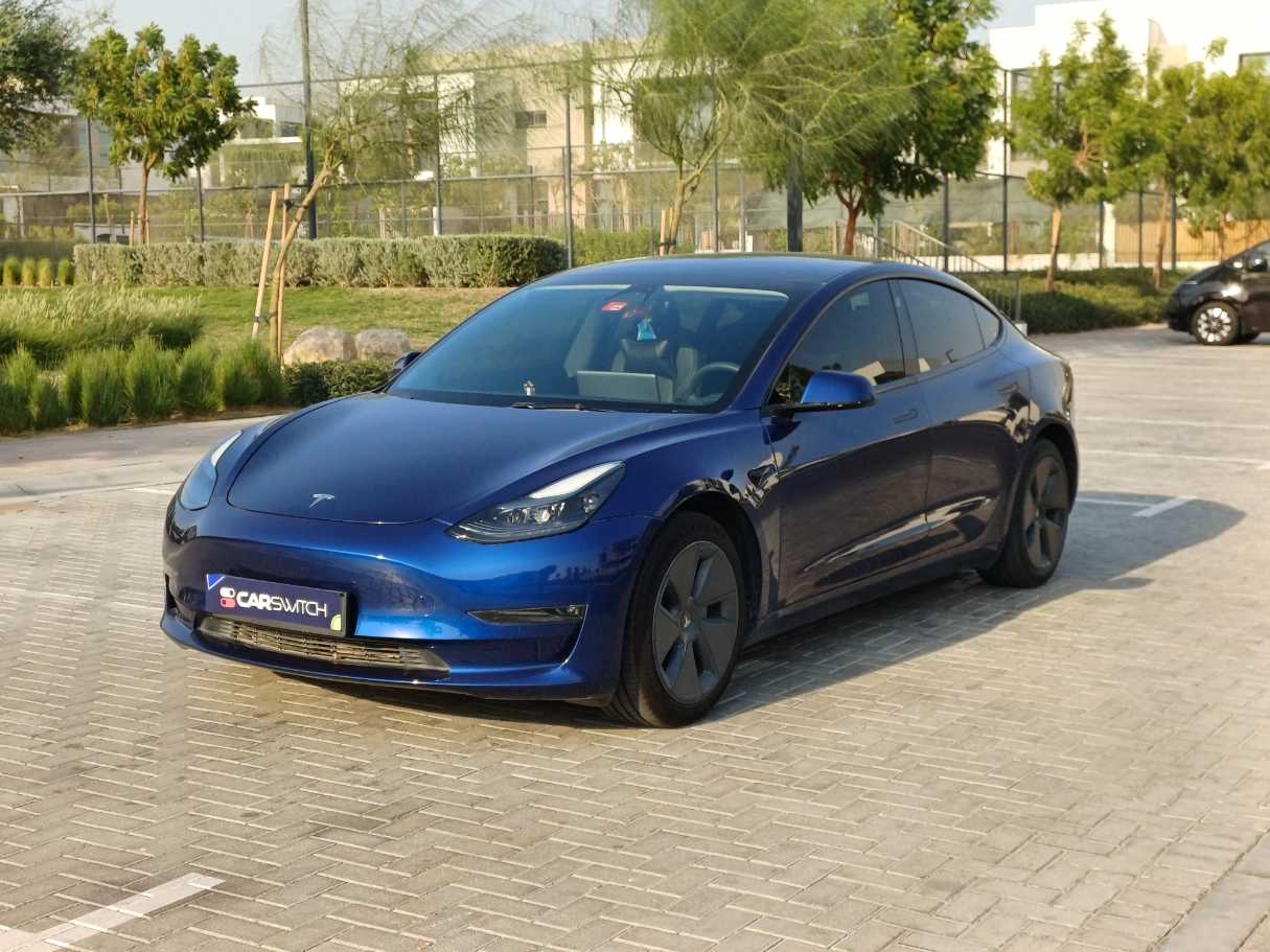 Tesla Model 3 Long Range Dual Motor AWD 2023 null