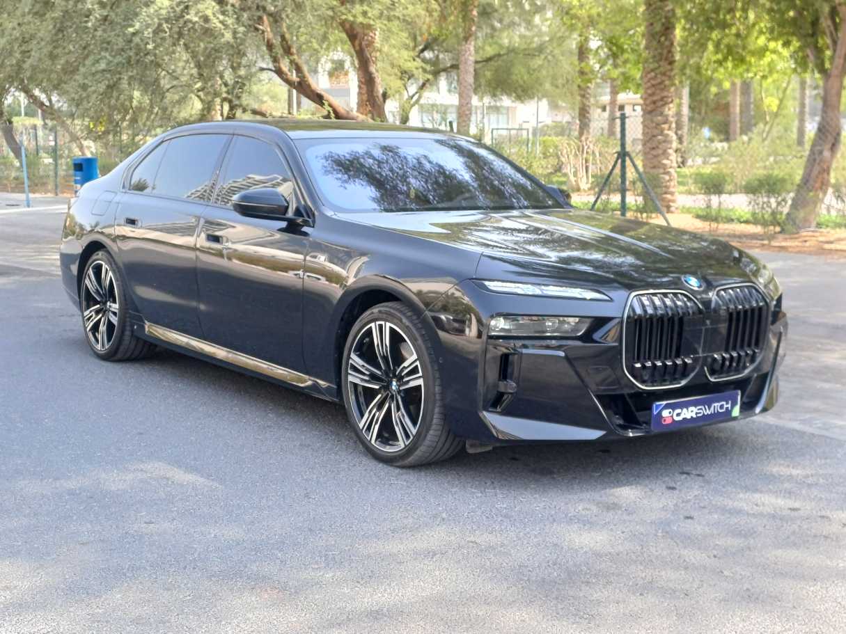 BMW 735 i Twin Power Turbo 2026 3.0, миниатюра 4
