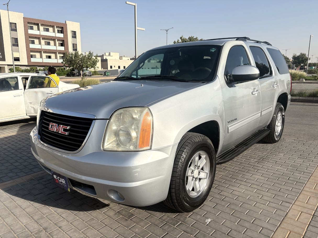 2013 GMC Yukon SLE