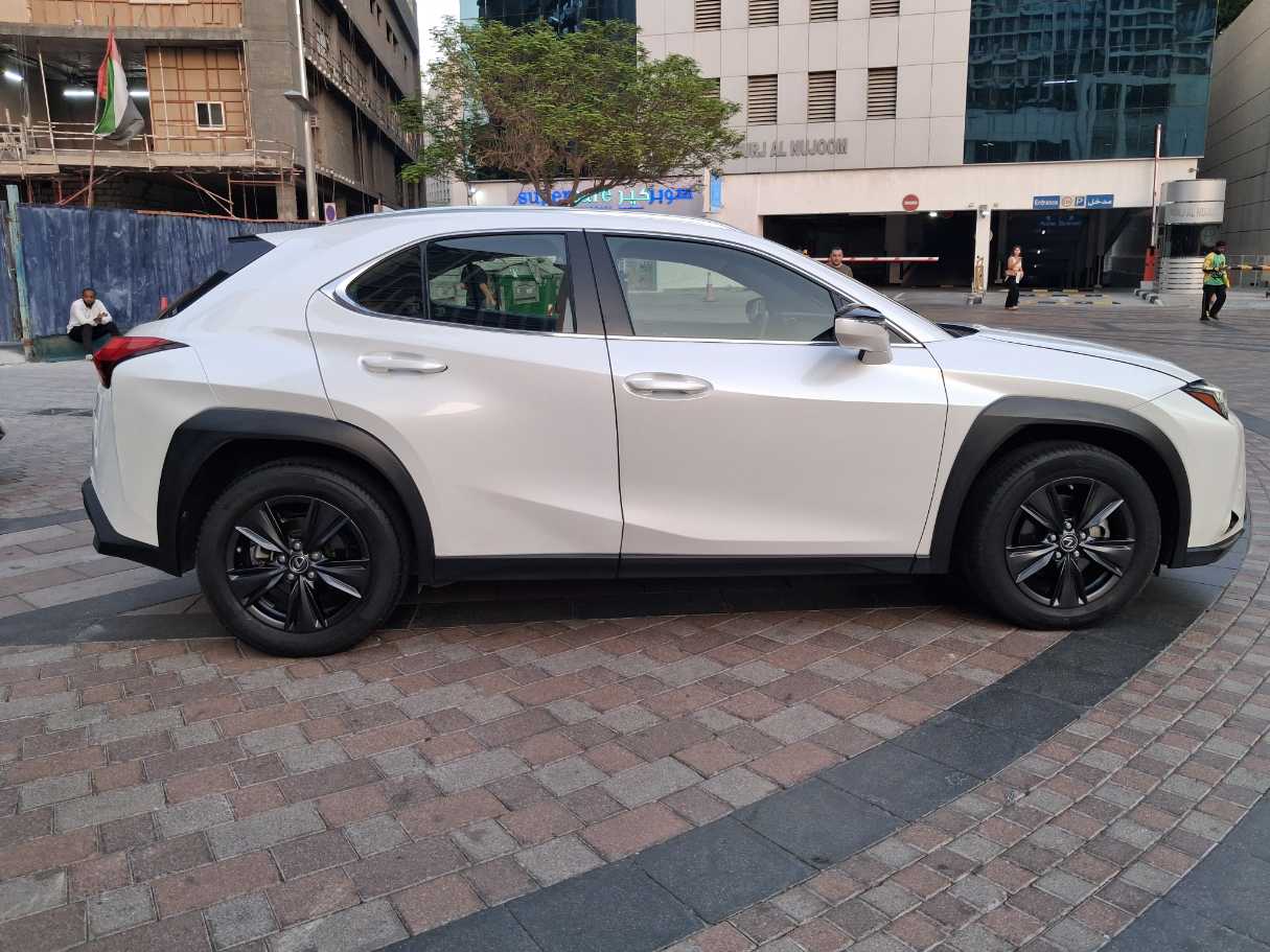 Lexus UX, миниатюра 8