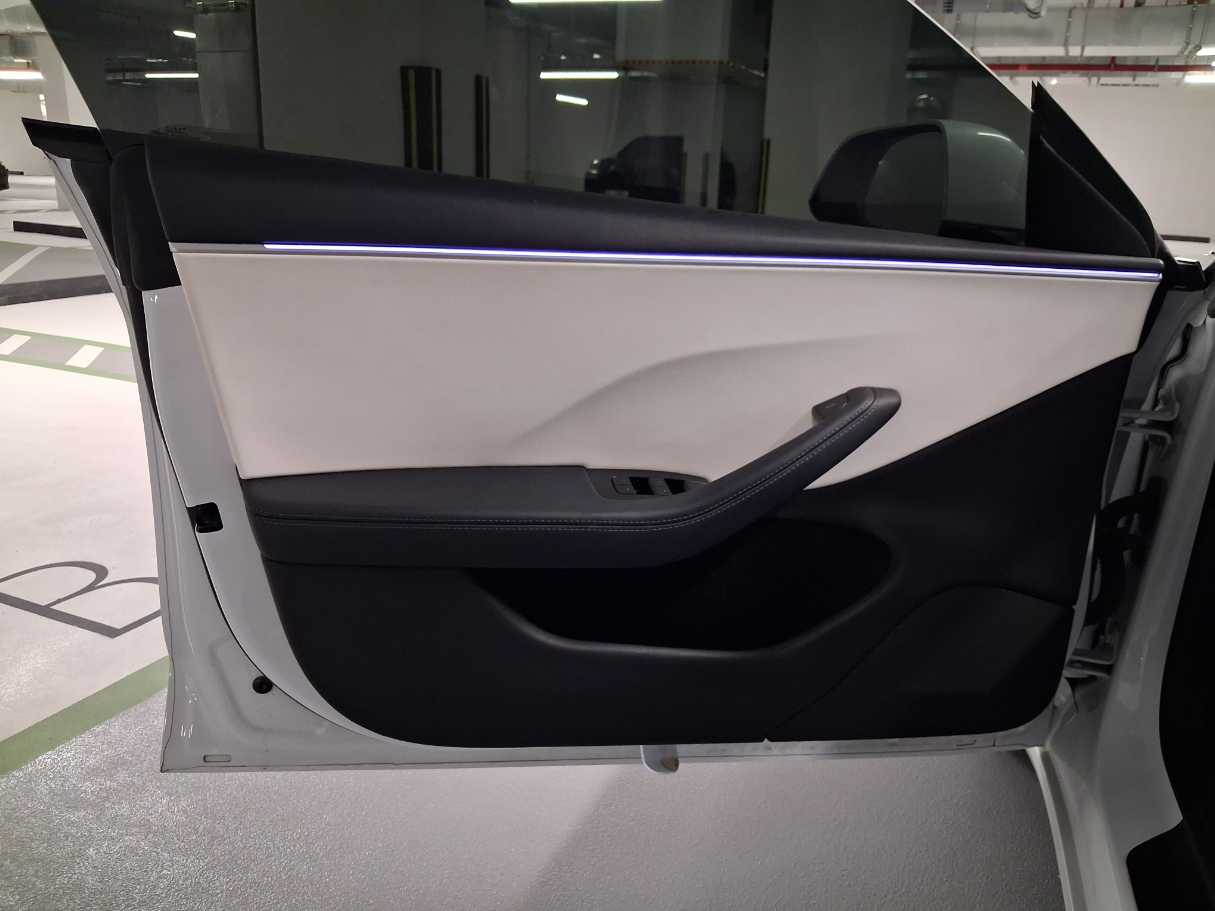 Tesla Model 3 RWD 2024 null, миниатюра 10
