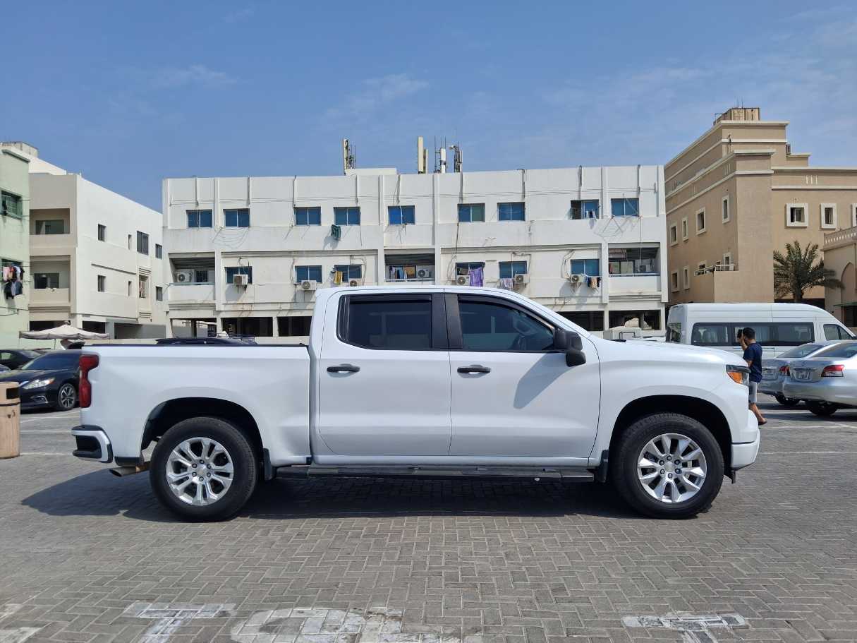Chevrolet Silverado Custom 2023 2.7, миниатюра 8