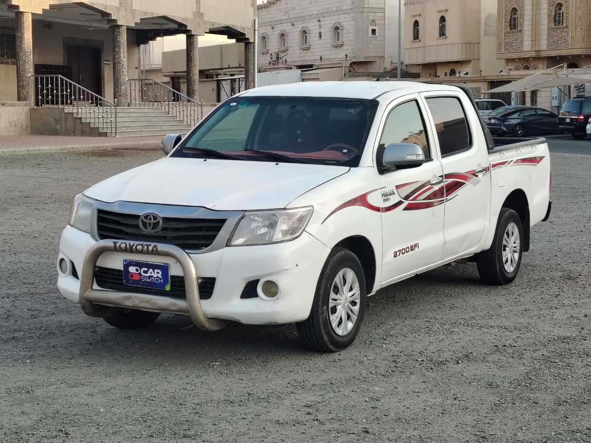 2015 Toyota Hilux GLX (Manual)