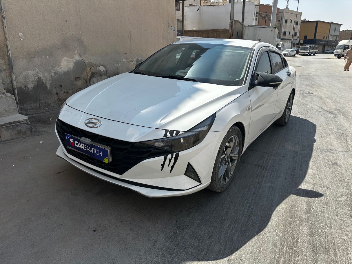 2022 Hyundai Elantra Comfort