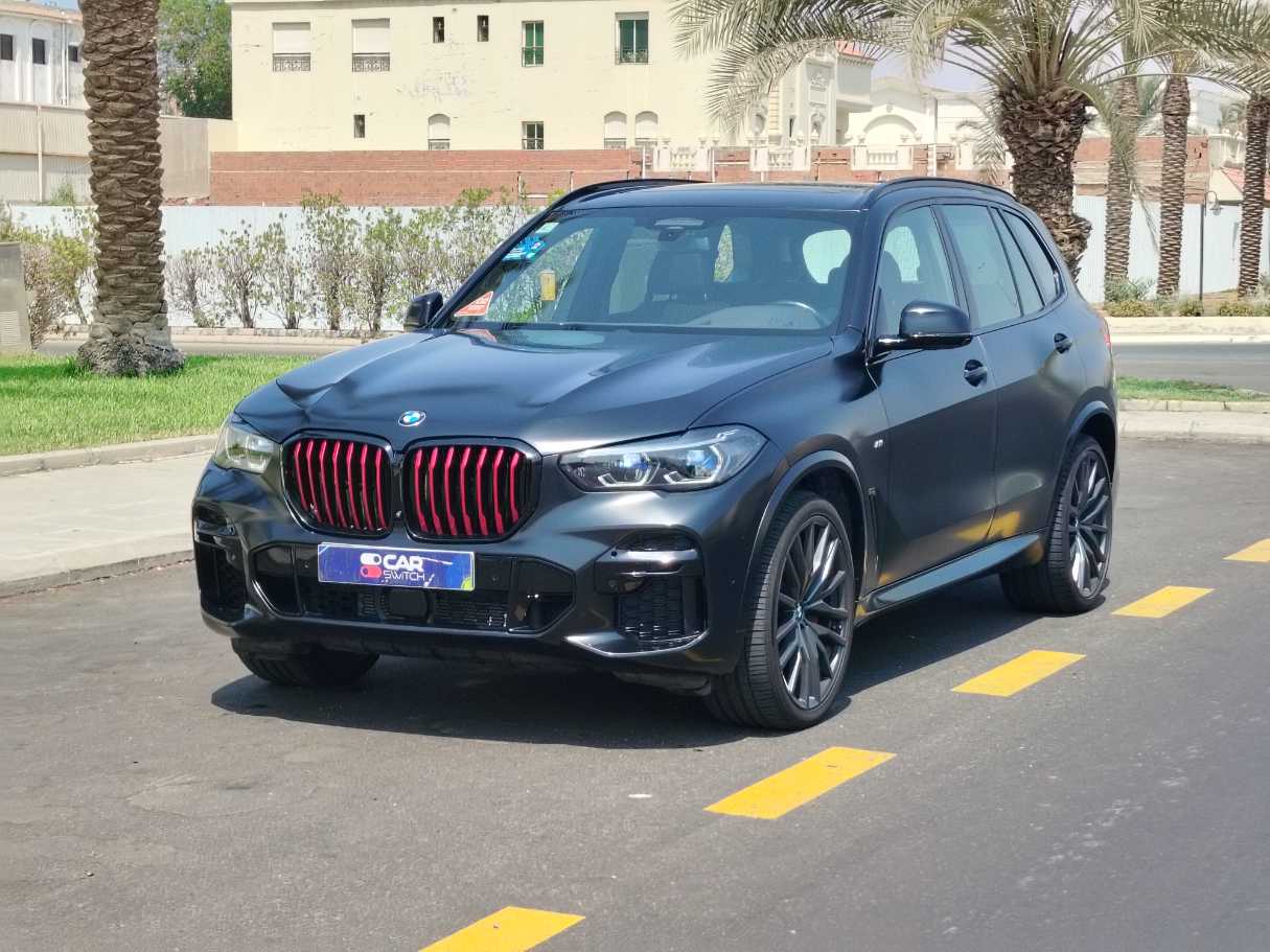 2022 BMW X5 xDrive 40i Twin Power Turbo (M Kit)
