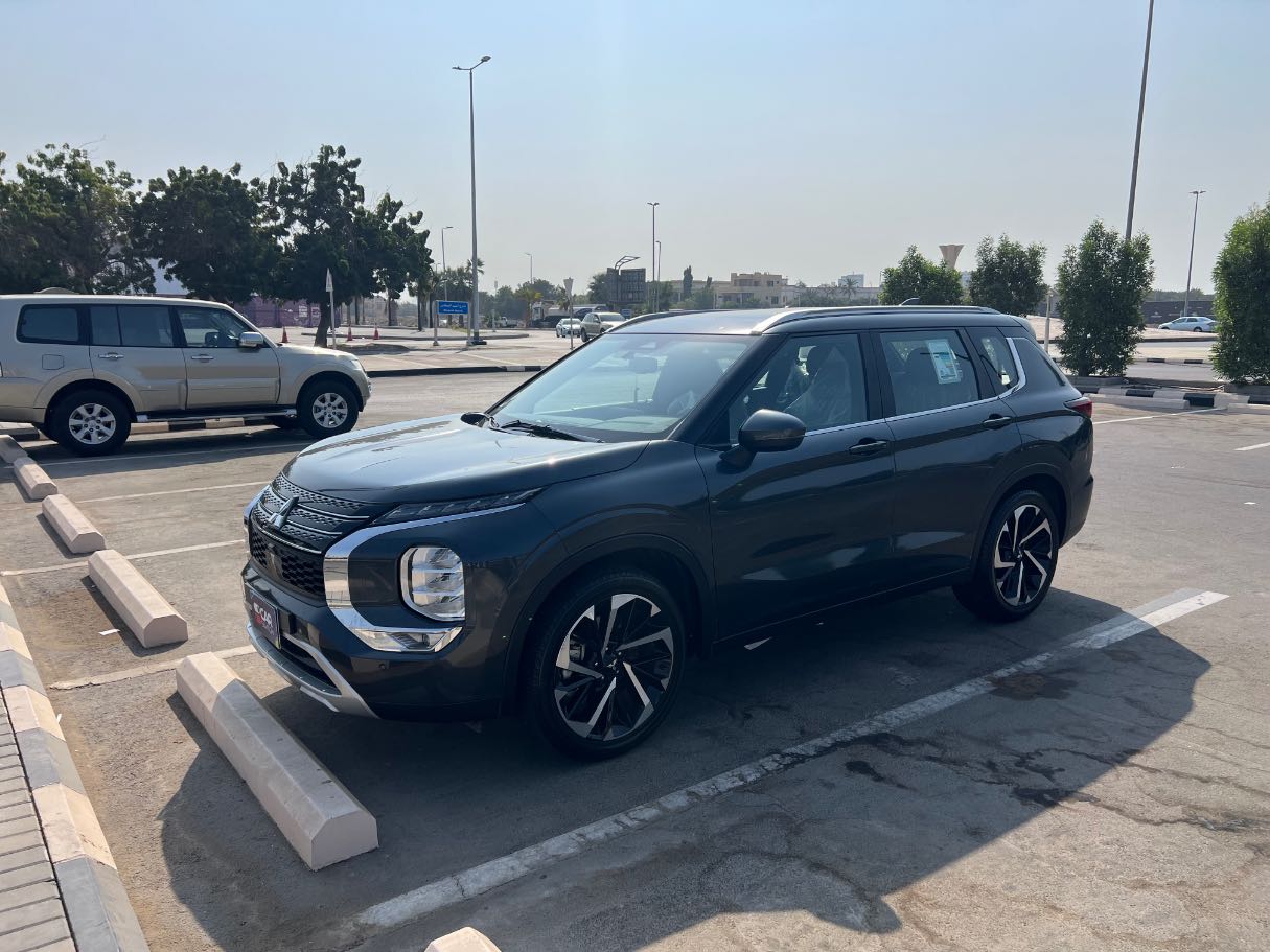 2025 Mitsubishi Outlander