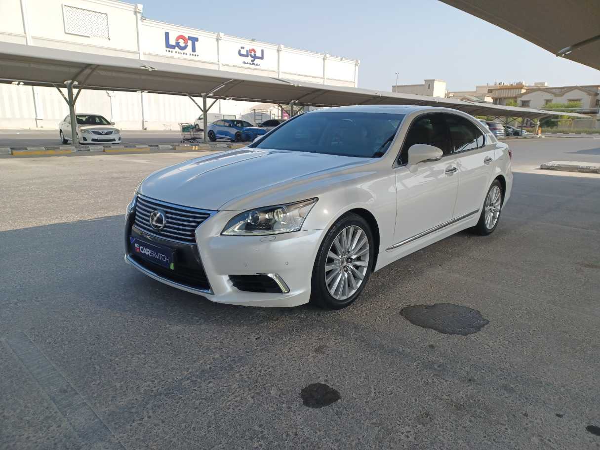 2016 Lexus LS460 Titanium