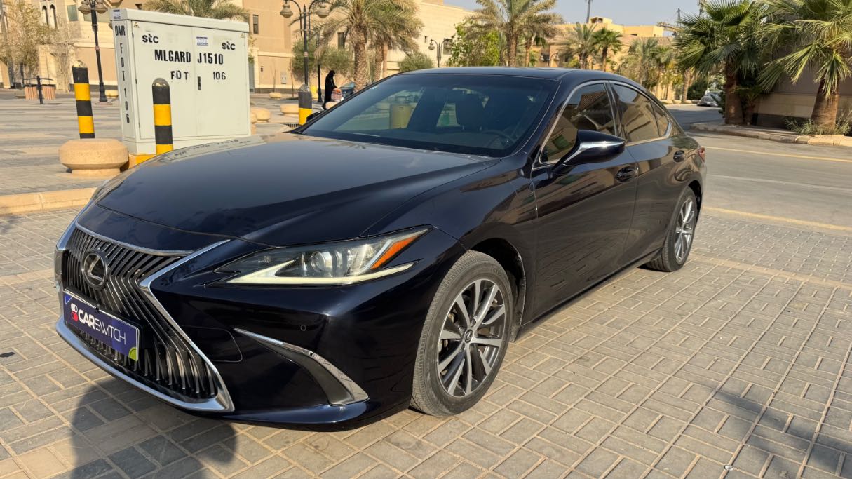 2019 Lexus ES250 Prestige