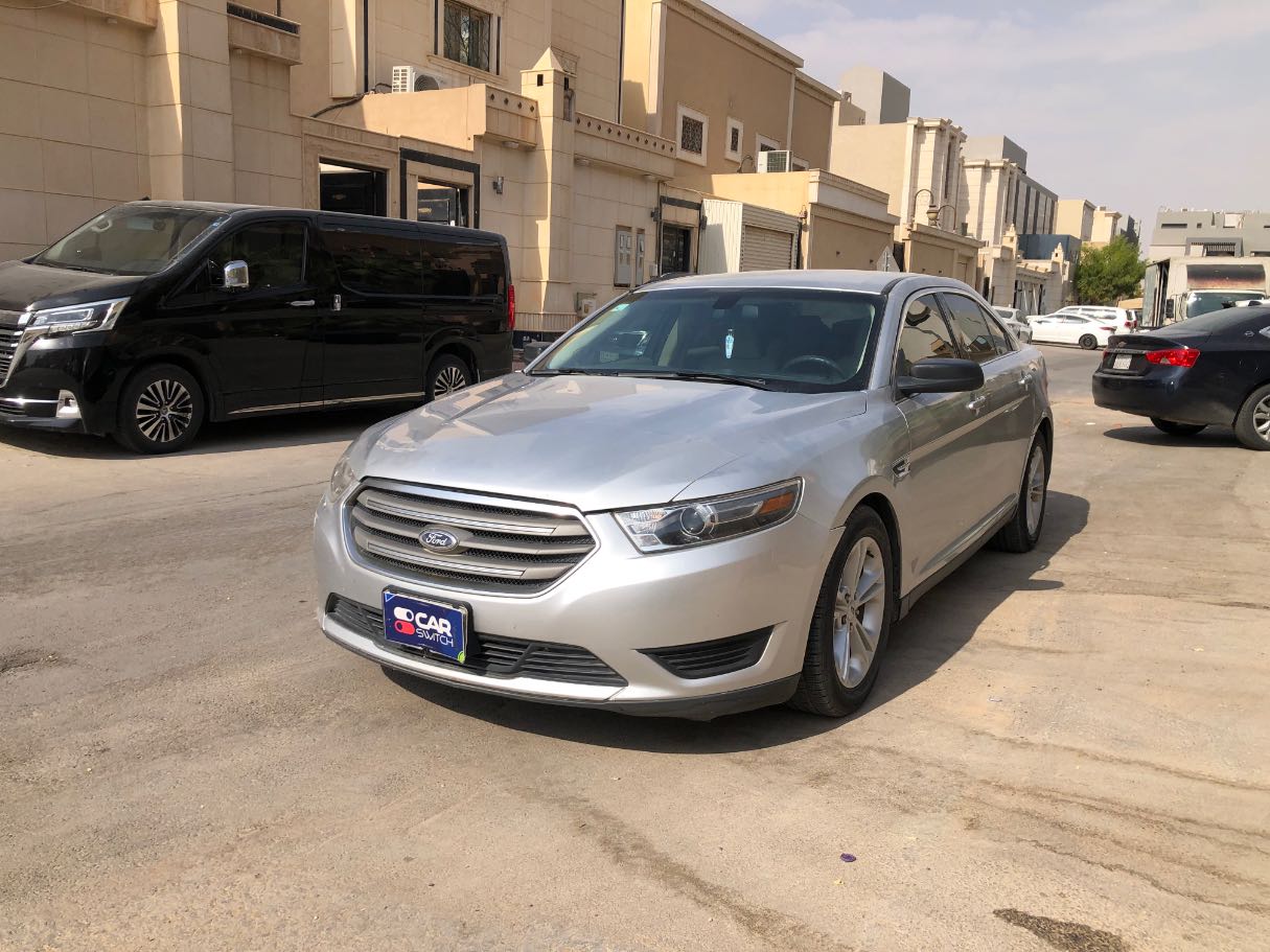 2019 Ford Taurus