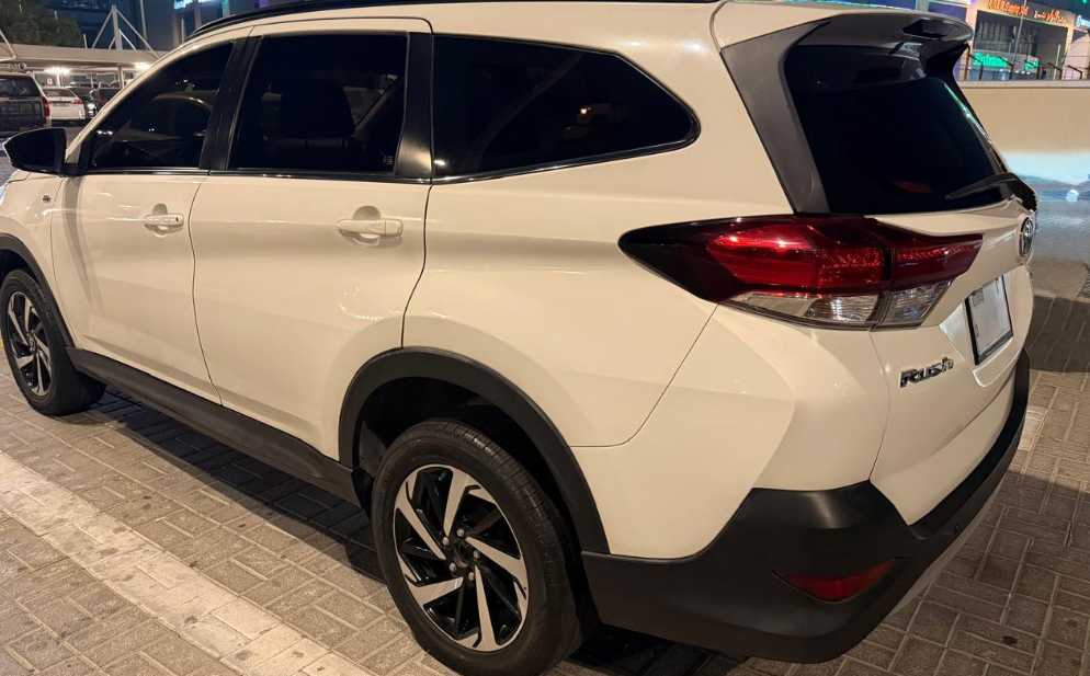 Toyota Rush, миниатюра 3