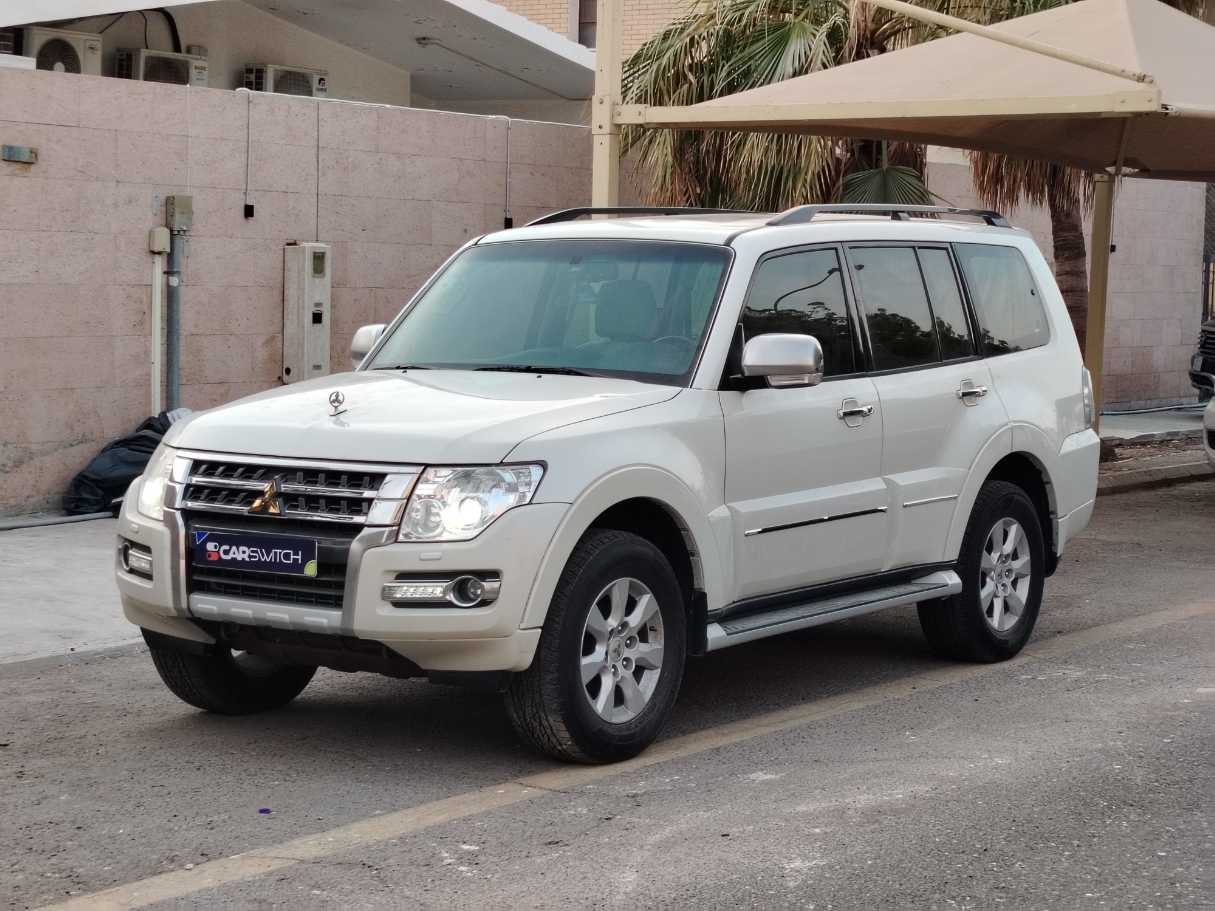 mitsubishi pajero