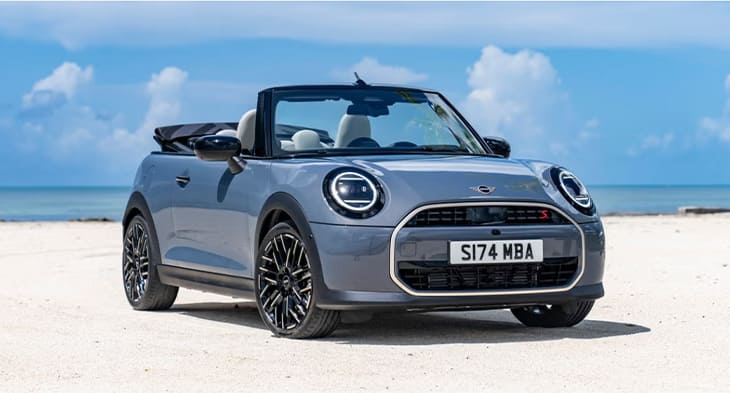 MINI Cooper Convertible 2025