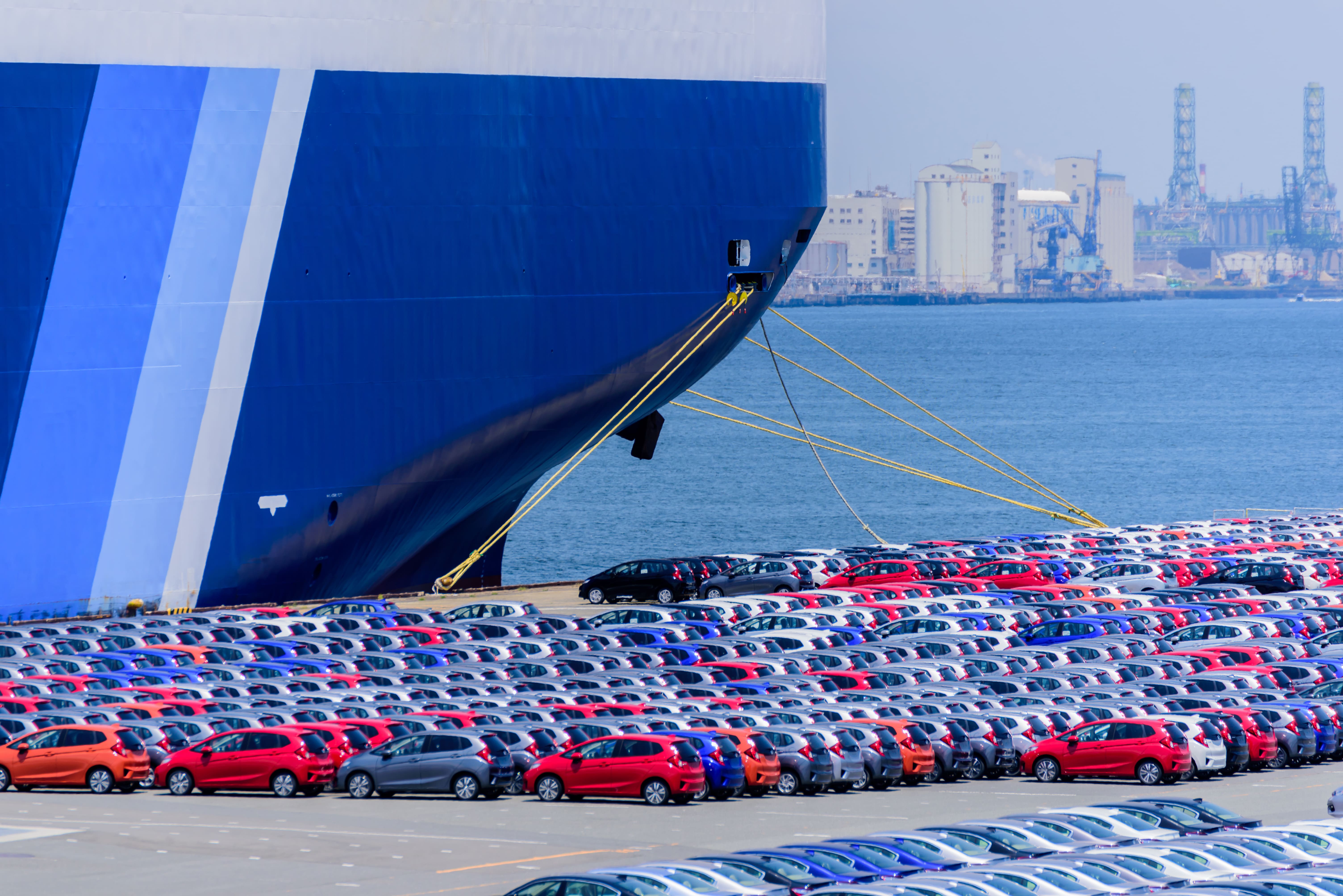Here is your guide for importing cars from the UAE to Saudi Arabia!